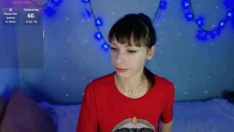 SweetLedySelin online show from December 1, 7:05 pm