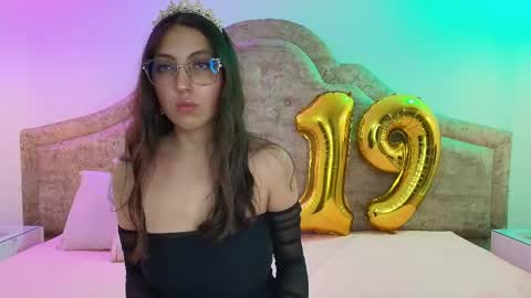 sweetlyundone online show from May 2, 8:34 pm