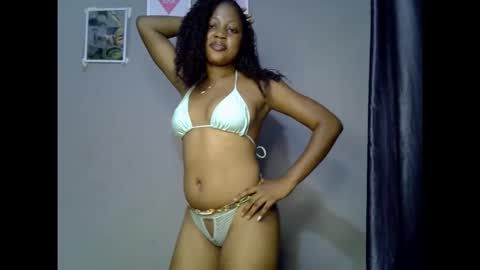 sweetmila9 online show from January 14, 5:45 am