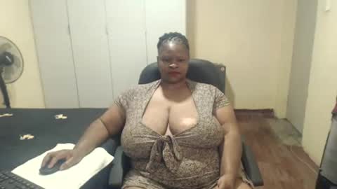 Snapshot of sweetnoziexxx chatting on March 8, 3:11 pm sweetnoziexxx online show from March 8, 3:11 pm