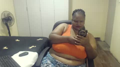 Snapshot of sweetnoziexxx chatting on March 5, 6:33 am sweetnoziexxx online show from March 5, 6:33 am
