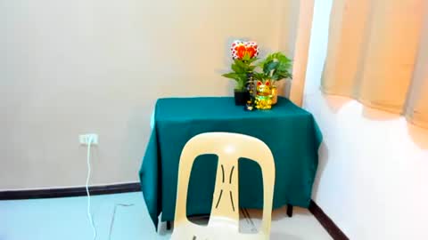 Erica   online show from November 1, 2:37 am