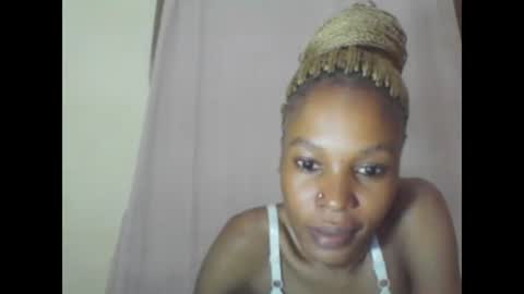 Snapshot of sweetpetite254 chatting on February 9, 1:01 am ESTHER online show from February 9, 1:01 am