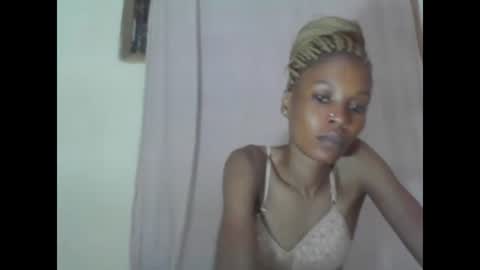 Snapshot of sweetpetite254 chatting on February 7, 2:19 am ESTHER online show from February 7, 2:19 am