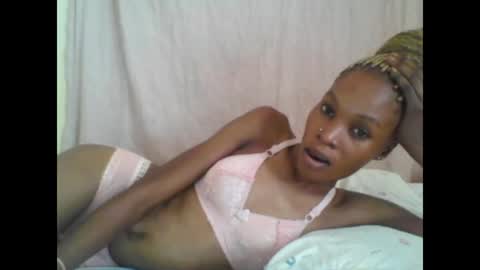 Snapshot of sweetpetite254 chatting on February 5, 6:24 am ESTHER online show from February 5, 6:24 am