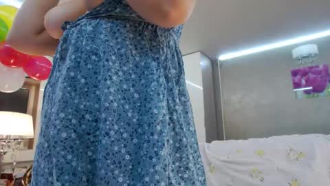 SweetRaisa online show from December 21, 6:12 pm