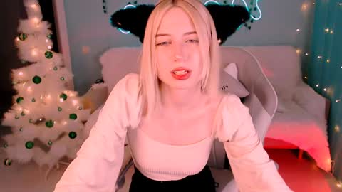 sweetrichal online show from December 15, 10:26 pm