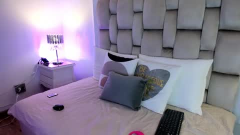 sweets one online show from April 20, 3:20 am