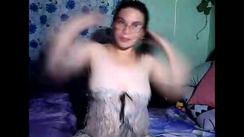 sweetsexyfiona431 online show from May 16, 9:45 am