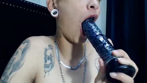 sweetsubmissive rs online show from April 18, 4:26 am