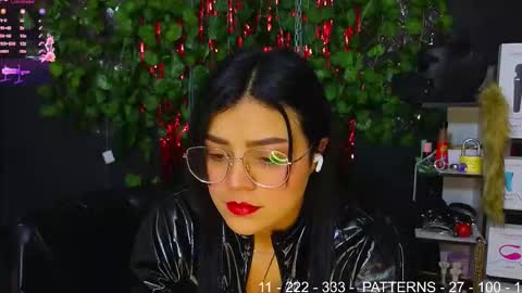 Molly -  INDEPENDENT MODEL online show from March 1, 12:32 am