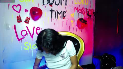 Sweett pleasure online show from October 19, 5:15 pm