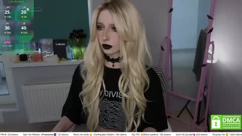 Elis  im back fav vibes 66100222 and 160  online show from April 26, 8:01 am