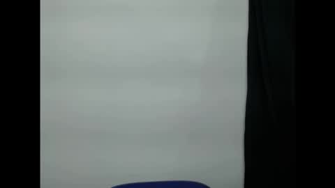 Snapshot of sweetxsucker chatting on October 13, 6:43 pm sweetxsucker online show from October 13, 6:43 pm