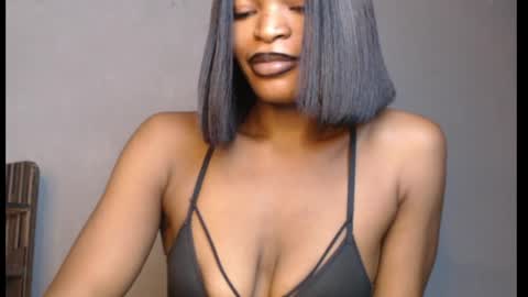 sweetxxboobsx online show from April 23, 8:44 am