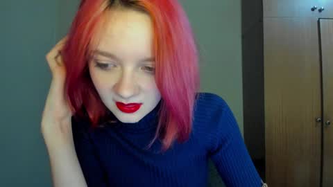 Lola online show from February 5, 5:21 pm