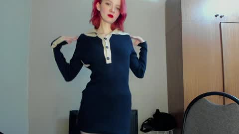 Lola online show from February 6, 5:19 pm