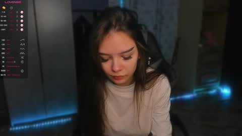 sweetydeviliya online show from December 4, 2:25 am