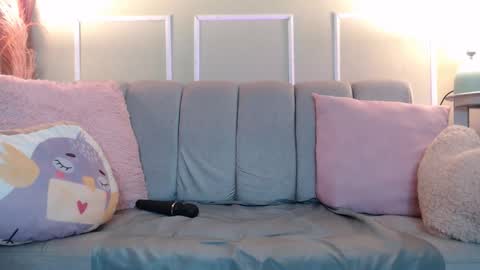 LAURA online show from January 17, 12:23 pm