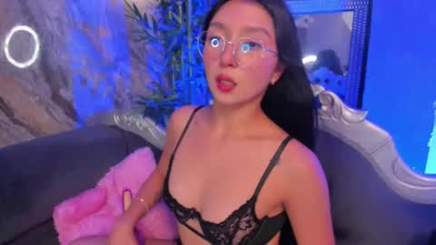 Sydney online show from February 5, 12:03 am