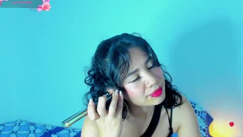 Snapshot of sylphy17 chatting on January 30, 3:11 am sylphy17 online show from January 30, 3:11 am