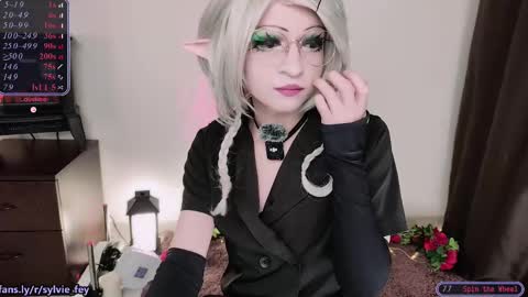 Snapshot of sylvie_fey chatting on March 2, 10:02 pm Sylvie online show from March 2, 10:02 pm