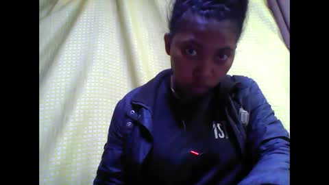 Snapshot of tahiriniah chatting on September 15, 3:48 am tahiriniah online show from September 15, 3:48 am