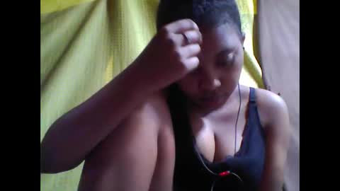 Snapshot of tahiriniah chatting on September 29, 4:39 am tahiriniah online show from September 29, 4:39 am