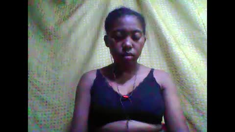 Snapshot of tahiriniah chatting on September 21, 12:04 pm tahiriniah online show from September 21, 12:04 pm