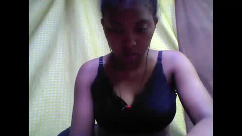 Snapshot of tahiriniah chatting on October 1, 6:51 am tahiriniah online show from October 1, 6:51 am