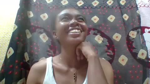 tahiryjosiah online show from April 23, 3:14 pm