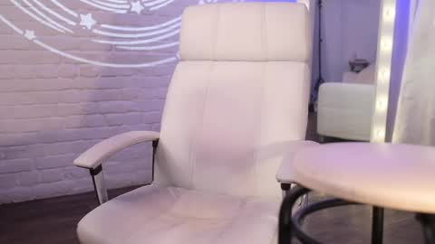 Margo online show from April 29, 4:20 pm