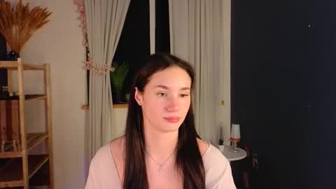 Lizzy online show from December 18, 3:06 pm