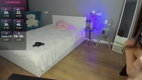 Sasha online show from September 9, 1:33 pm