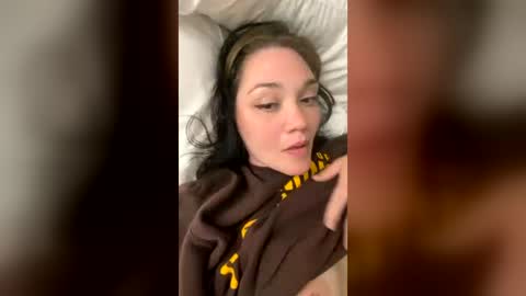Talia online show from June 16, 4:02 am