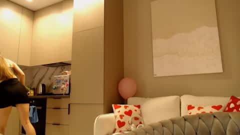  Kira  online show from March 11, 7:46 am