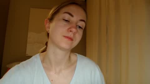  Kira  online show from February 7, 5:52 am