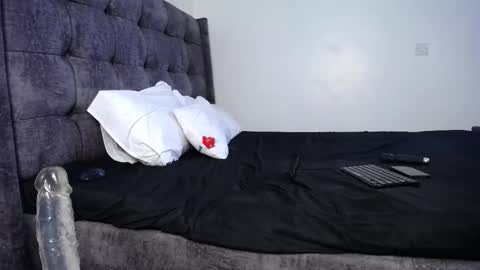 tally_sam online show from November 3, 3:54 am