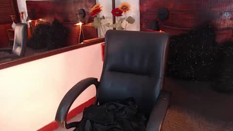 Snapshot of tamara_sanz1 chatting on March 11, 5:57 pm online show from March 11, 5:57 pm