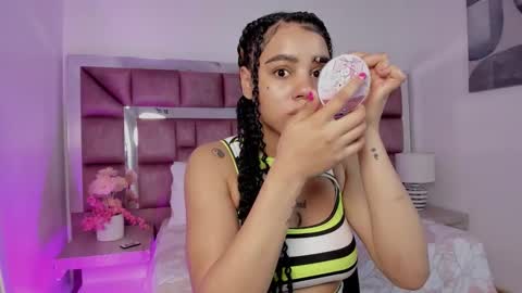 Snapshot of tamararose11 chatting on October 12, 10:34 pm Tami online show from October 12, 10:34 pm