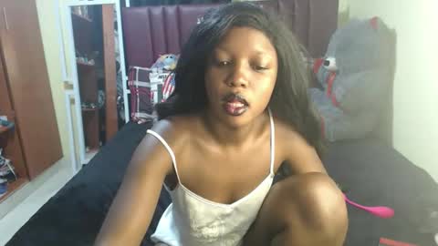 tamela online show from April 15, 5:19 am