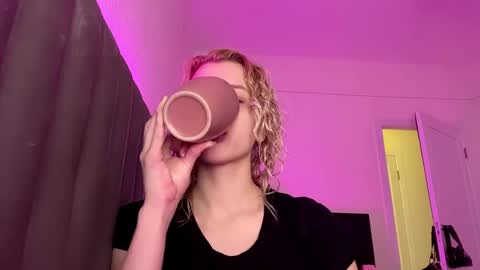 Stacy online show from November 5, 7:24 am