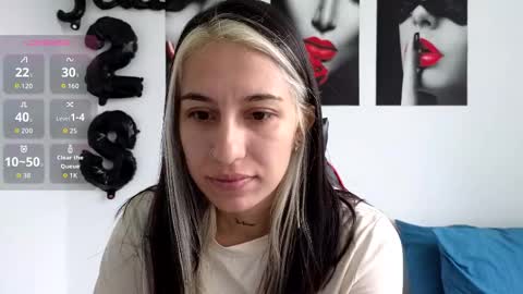 Snapshot of tammyandrade_ chatting on October 14, 1:03 pm tammy  online show from October 14, 1:03 pm