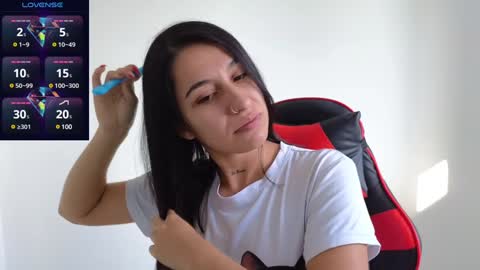 Snapshot of tammyandrade_ chatting on January 16, 12:20 pm tammy  online show from January 16, 12:20 pm