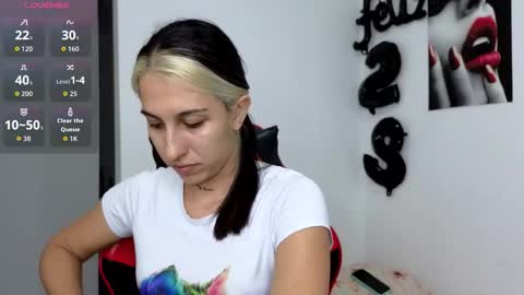 Snapshot of tammyandrade_ chatting on October 24, 11:56 pm tammy  online show from October 24, 11:56 pm