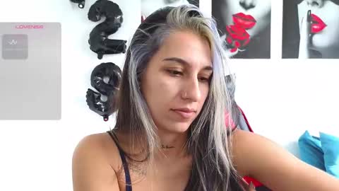 Snapshot of tammyandrade_ chatting on October 1, 2:00 pm tammy  online show from October 1, 2:00 pm