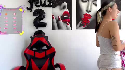 Snapshot of tammyandrade_ chatting on September 9, 3:12 pm tammy  online show from September 9, 3:12 pm