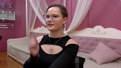 Snapshot of tammymays chatting on October 12, 7:05 pm Tammy Mays online show from October 12, 7:05 pm