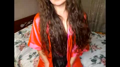 TangledBrunette online show from November 17, 1:39 am