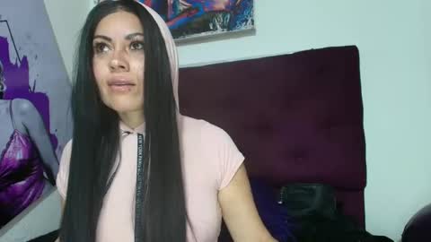 tania online show from April 21, 6:59 pm